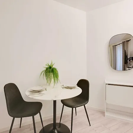 Cocooning Chic Studio In Vincennes Exterior photo