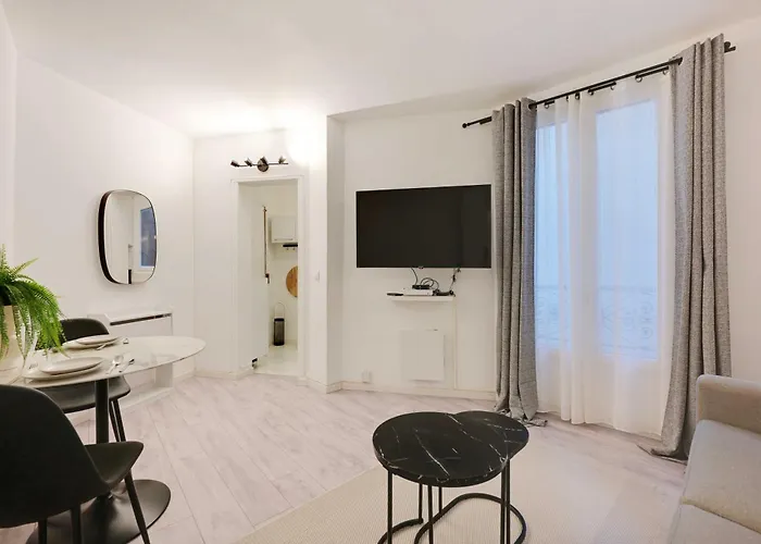 Cocooning Chic Studio In Vincennes